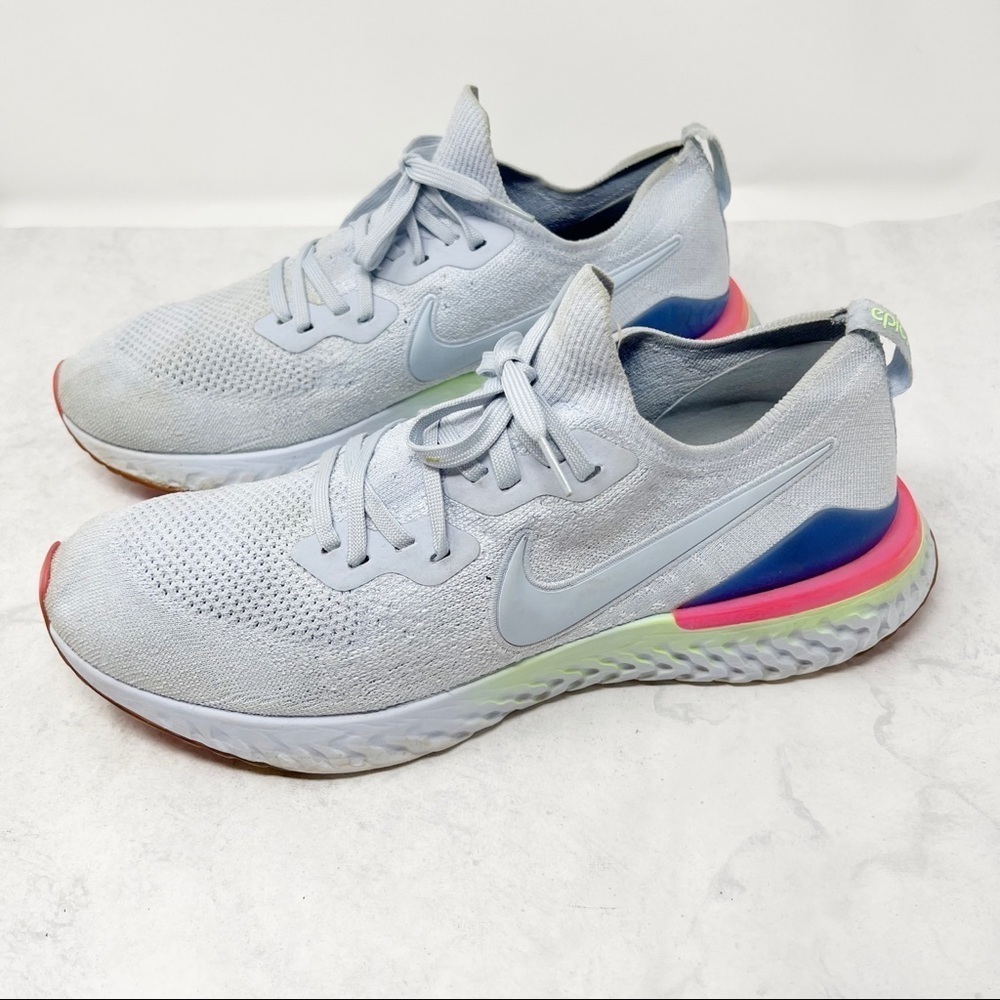 [Nike] - Picture 5 of 6